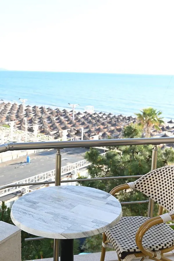 Hotel Vila Oxinn Kryemëdhej