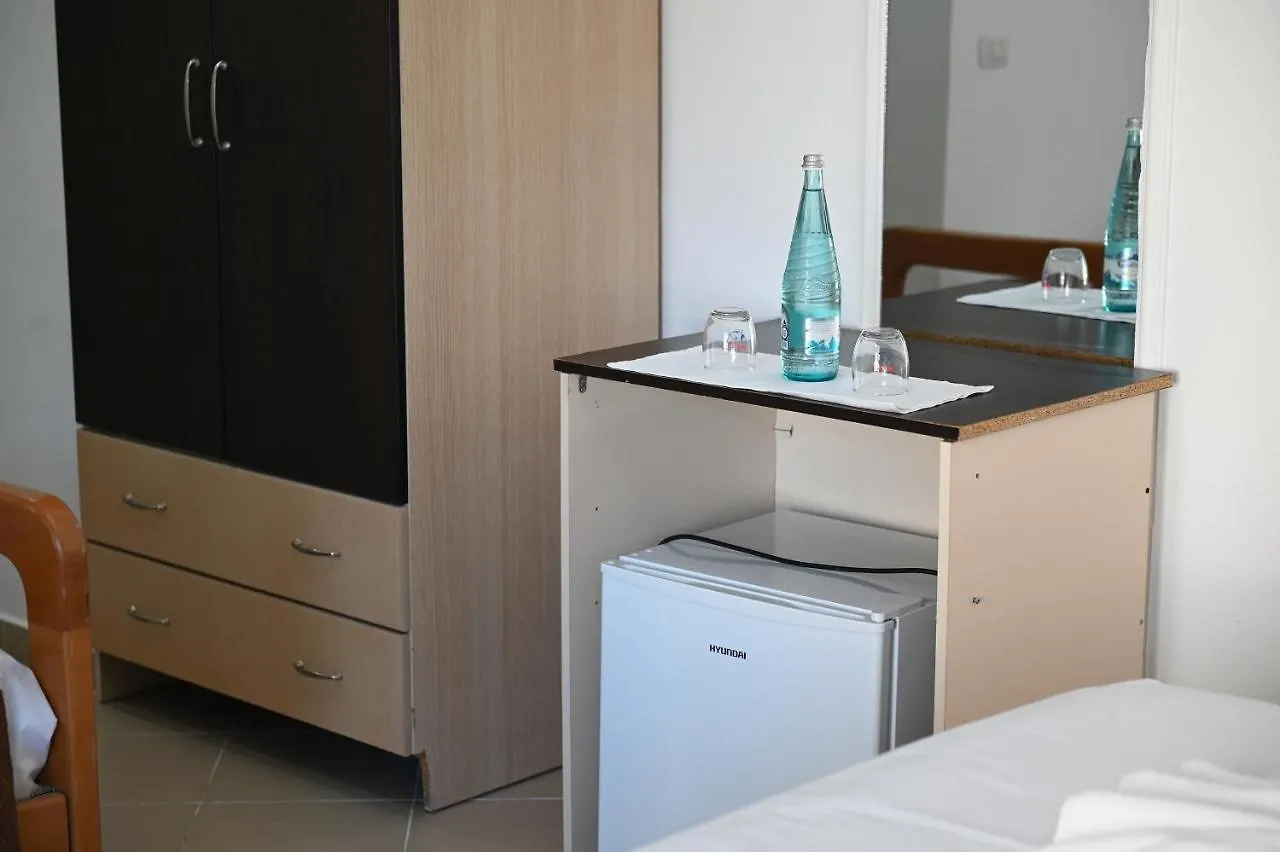 *** Hotel Vila Oxinn Kryemëdhej Albania
