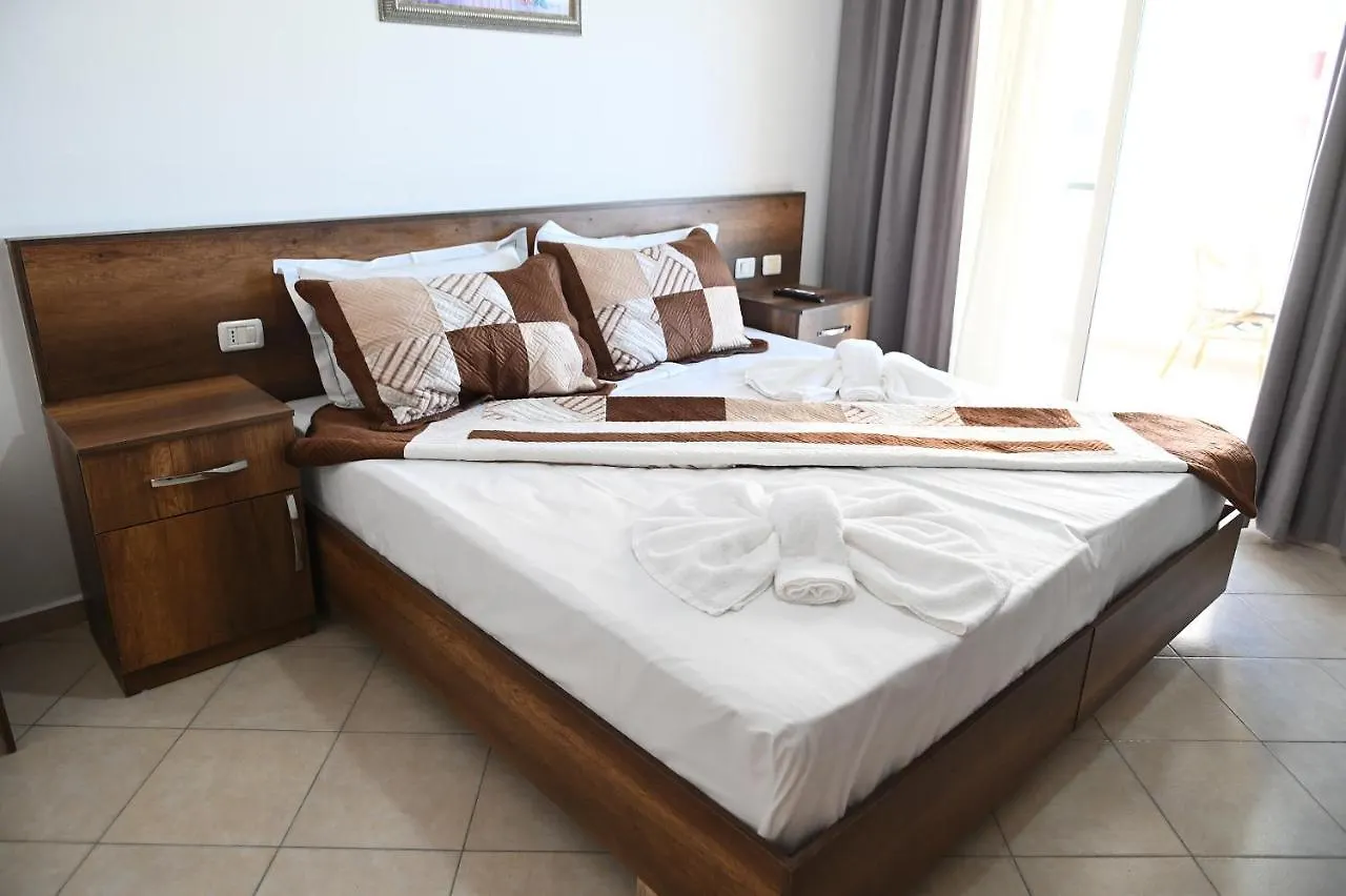 Vila Oxinn Kryemëdhej 3*,