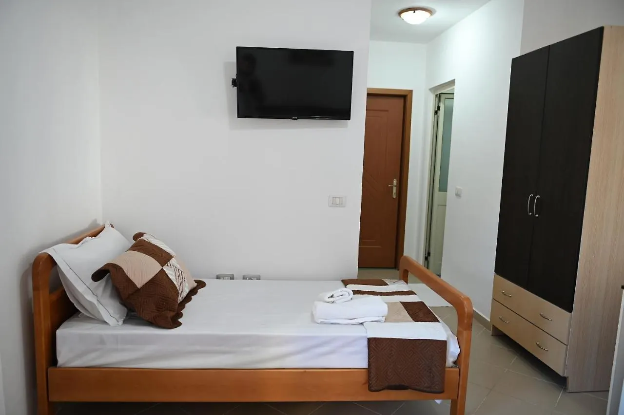 Hotel Vila Oxinn Kryemëdhej