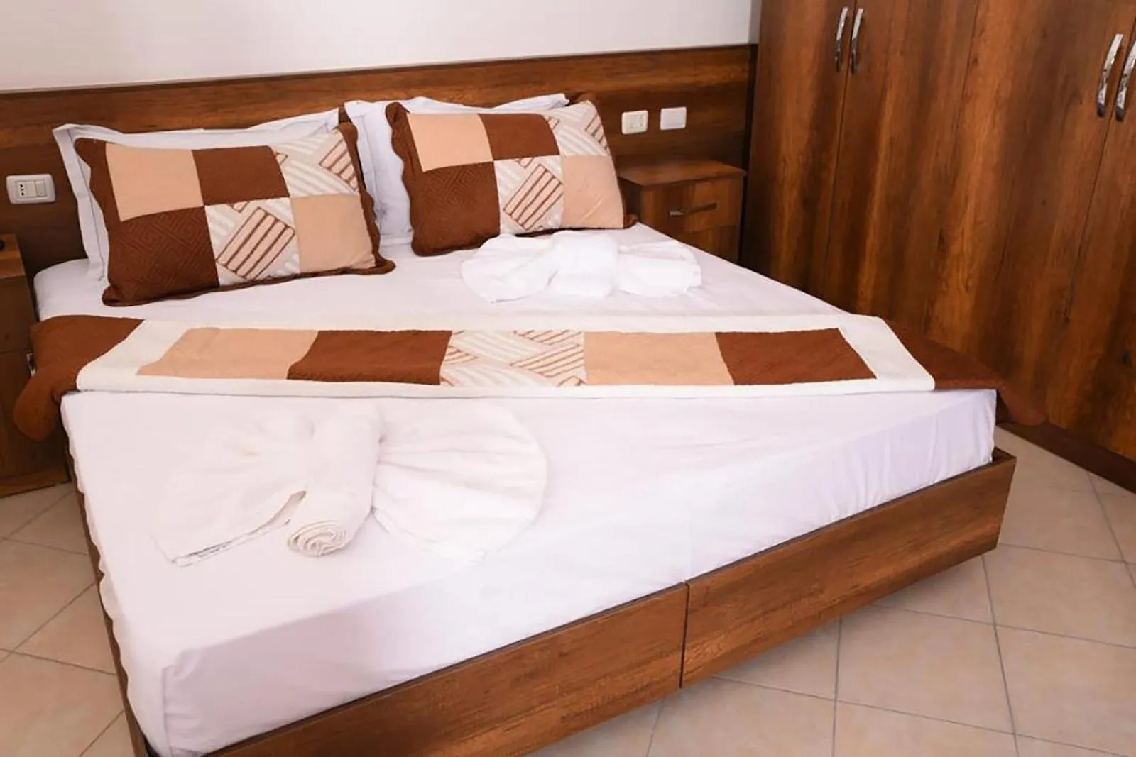 *** Hotel Vila Oxinn Kryemëdhej Albania